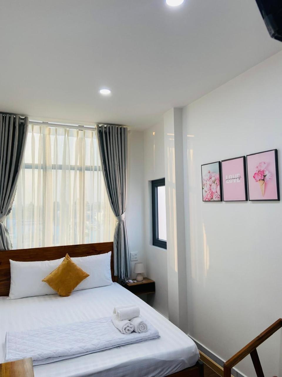 Hero Hostel & Billiards 쩌우독 외부 사진