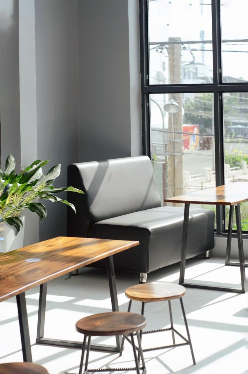Hero Hostel & Billiards 쩌우독 외부 사진