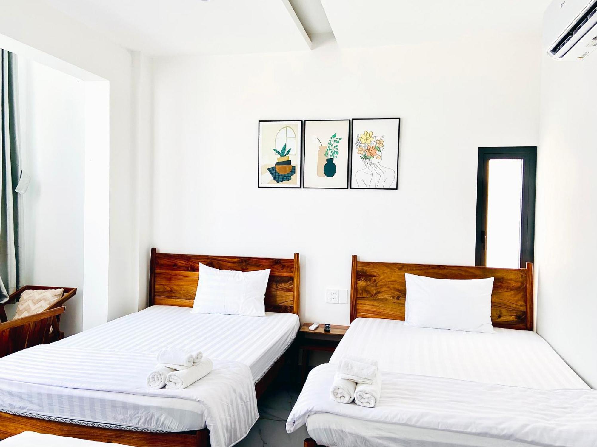 Hero Hostel & Billiards 쩌우독 외부 사진