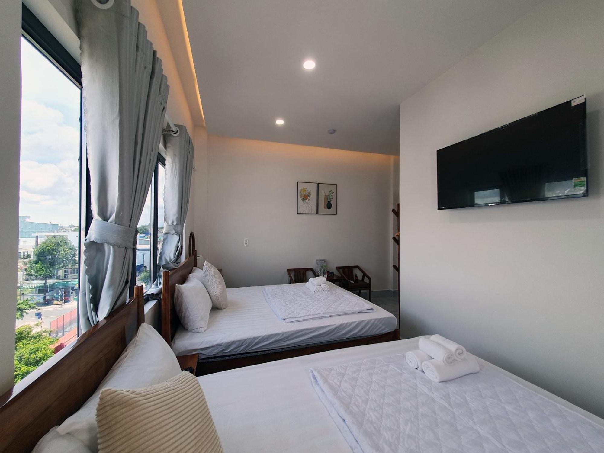 Hero Hostel & Billiards 쩌우독 외부 사진