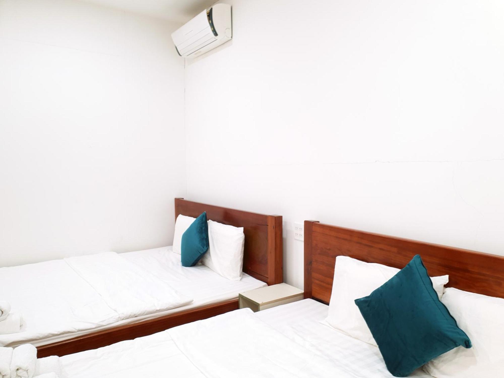 Hero Hostel & Billiards 쩌우독 외부 사진