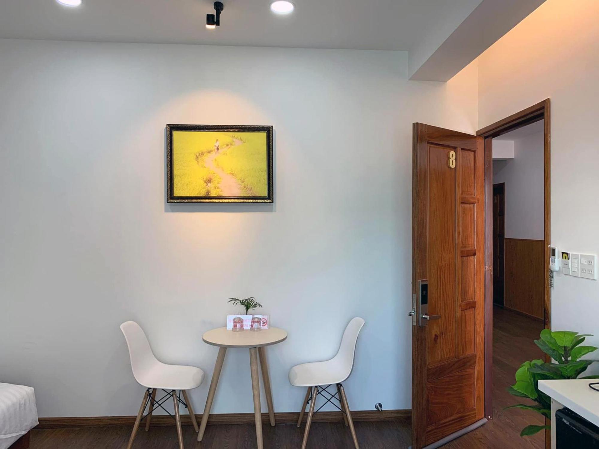 Hero Hostel & Billiards 쩌우독 외부 사진